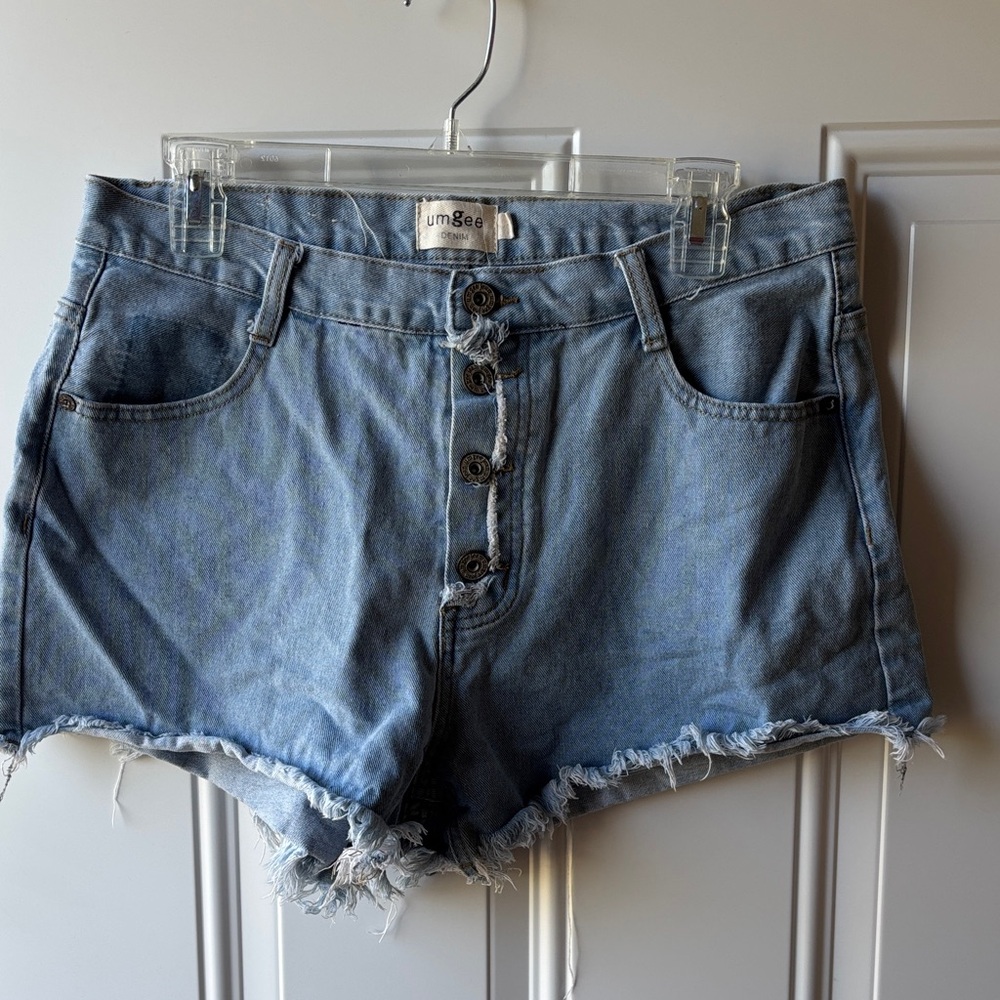 Umgee Light Blue Distressed Denim Button-Fly Women's Shorts